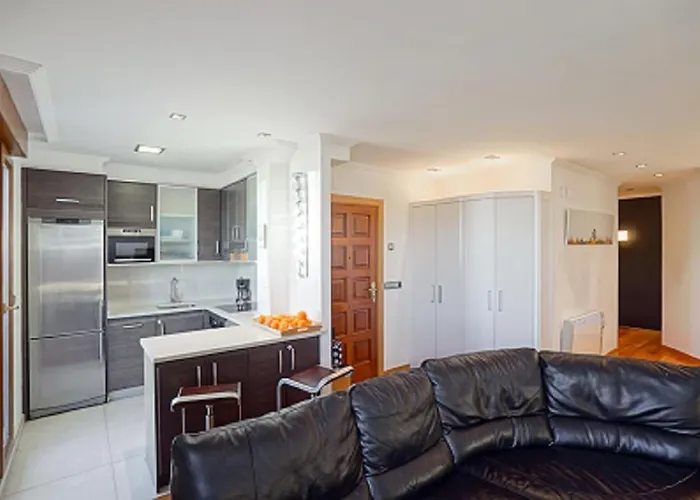 Super Offer Week 11to17 Aug25 Downtown, Terrace, Parking Lejlighed