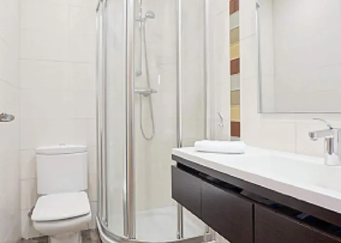 Super Offer Week 11to17 Aug25 Downtown, Terrace, Parking * Сан-Себастьян